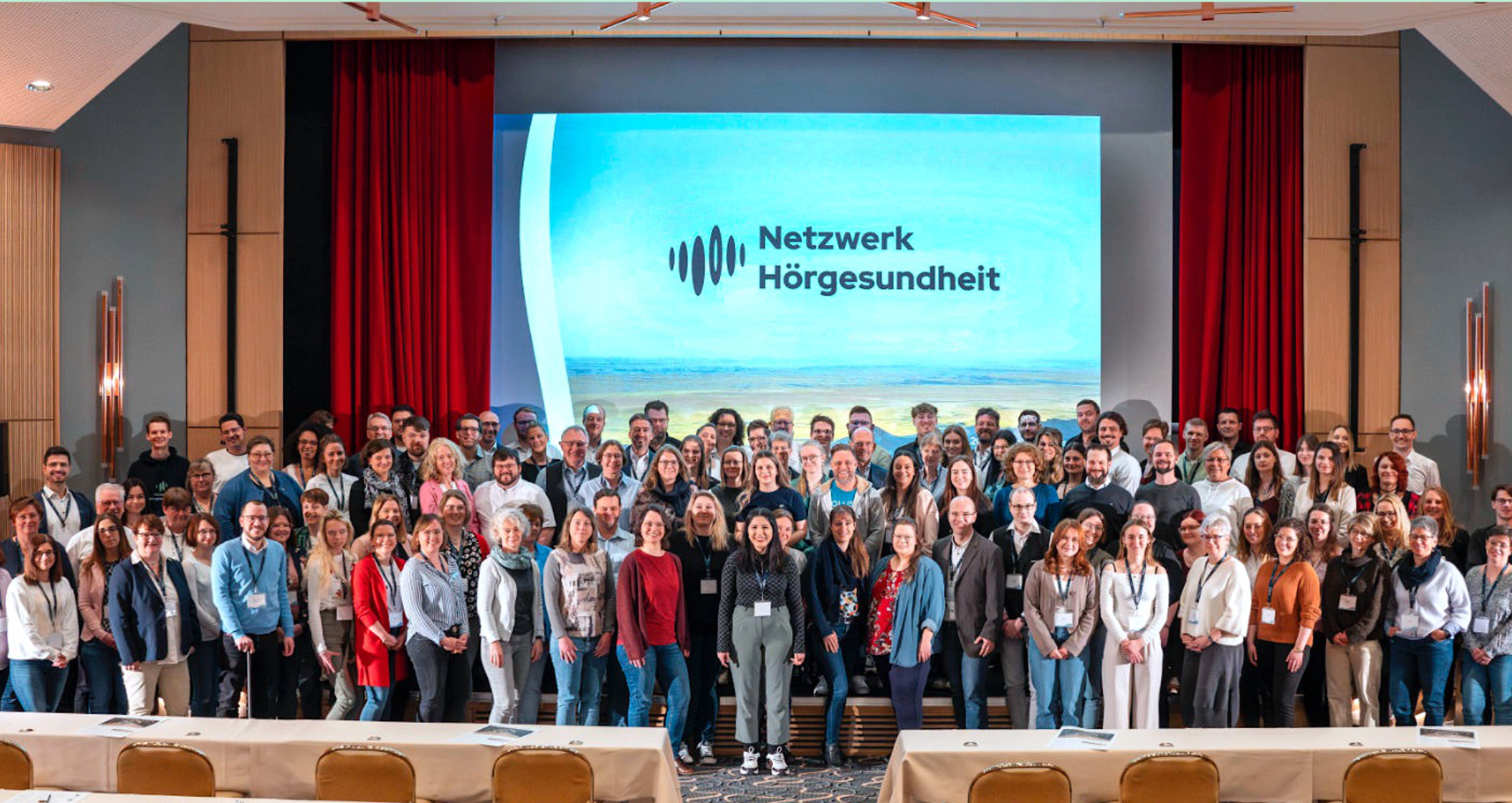 Gruppenfoto des Netzwerks Hörgesundheit bei einer Veranstaltung