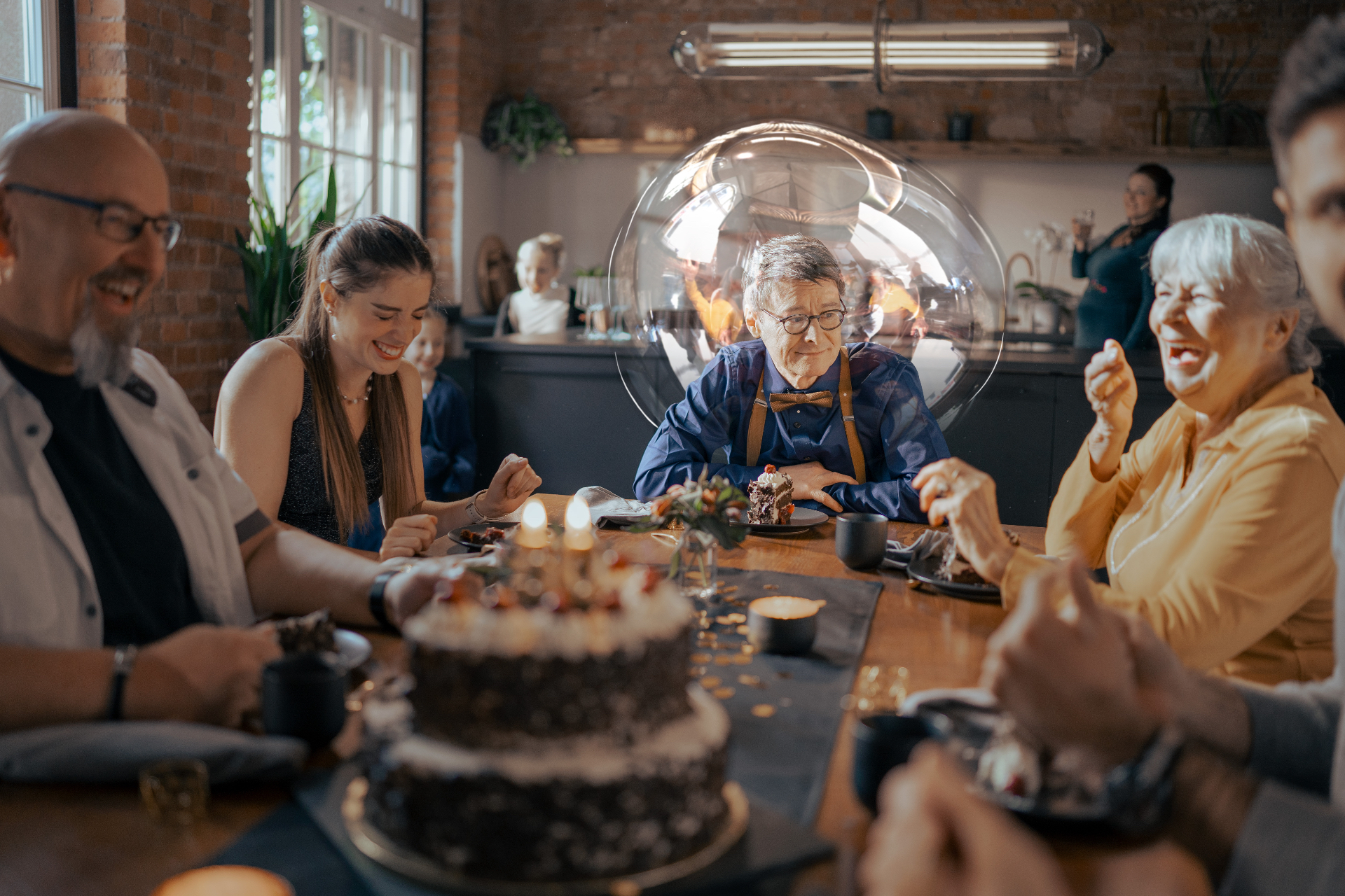 Familienmoment als Bild für neue Zielgruppen in der Hörgesundheit
